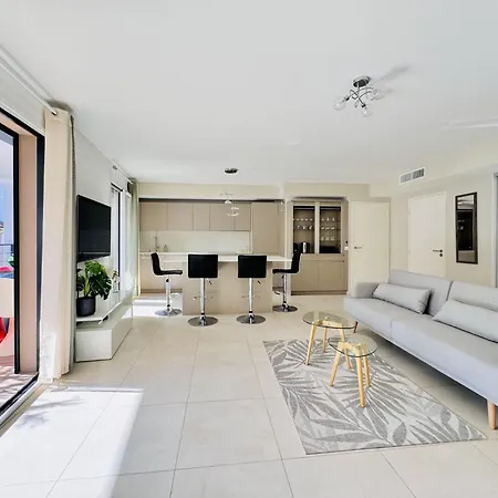 Le Carre Croisette - Duplex Terrasse Centre Апартаменты