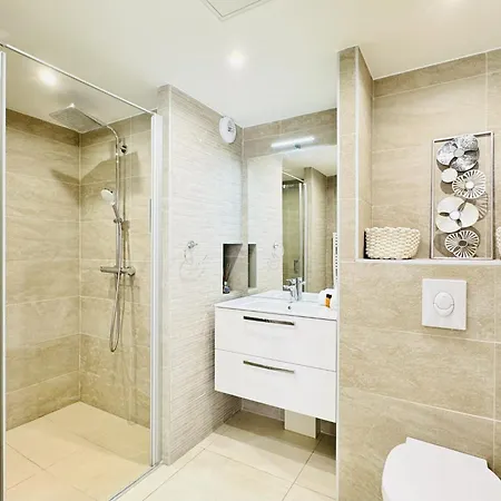 Le Carre Croisette - Duplex Terrasse Centre Канны