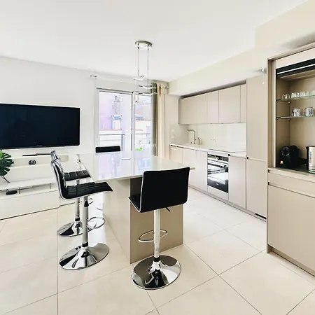 Le Carre Croisette - Duplex Terrasse Centre Апартаменты