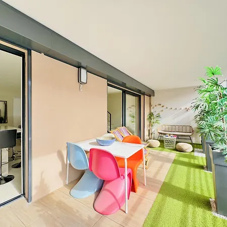 Le Carre Croisette - Duplex Terrasse Centre Апартаменты *