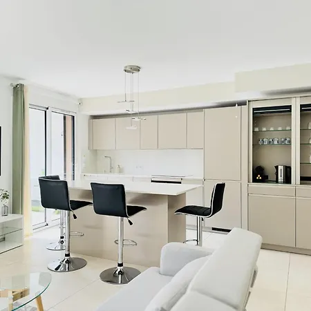 Le Carre Croisette - Duplex Terrasse Centre Апартаменты Канны